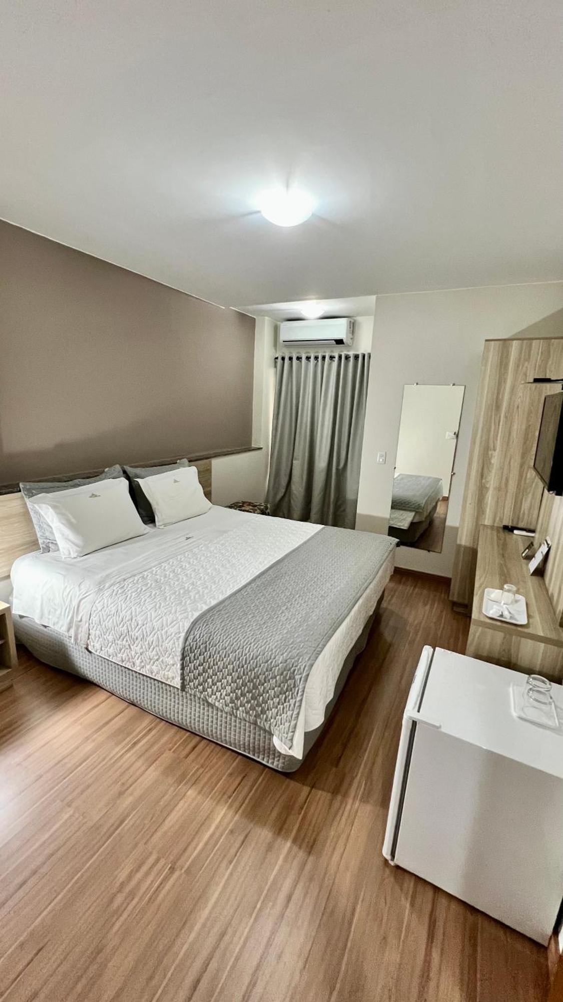 Hotel Golden Jk มูเรียเอ ภายนอก รูปภาพ